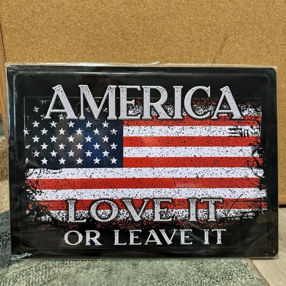America Love It or Leave It Metal Sign New Sealed - Picture 1 of 4